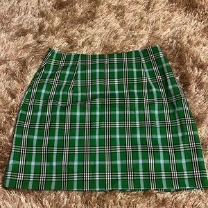 Green preppy skirt